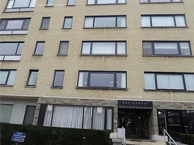Perfect instapklare hoekwoning met 3 slpkmrs, open kkn, bdkmr, tuin met uitweg. EPC 298 kWh/m². Ref. 16299 Mannekensvere