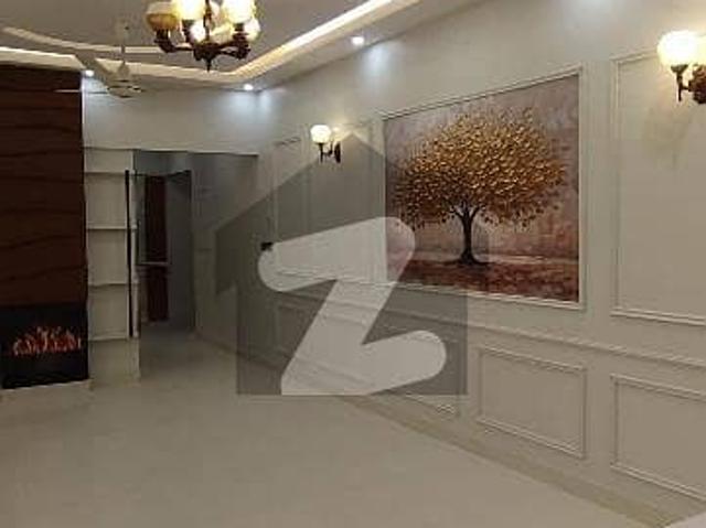 Perfect Prime Location 1500 Square Feet Flat In DHA Phase 8 For sale