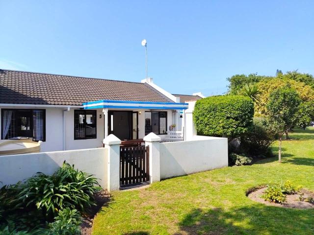 Perfect Retirement or Holiday Townhouse