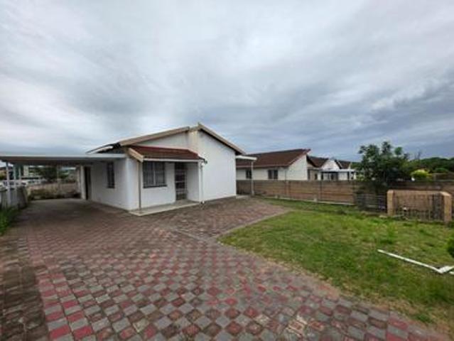 perfect starter home in a safe & fam.