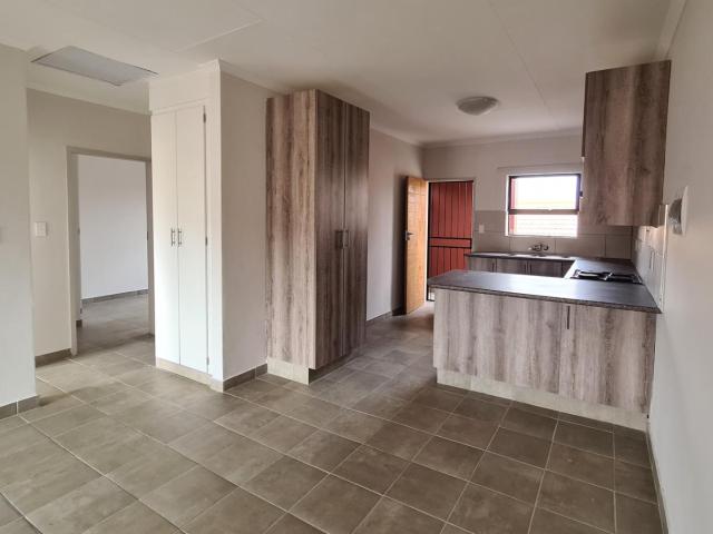 Perfect Second Floor 2Bedroom lockup and go!