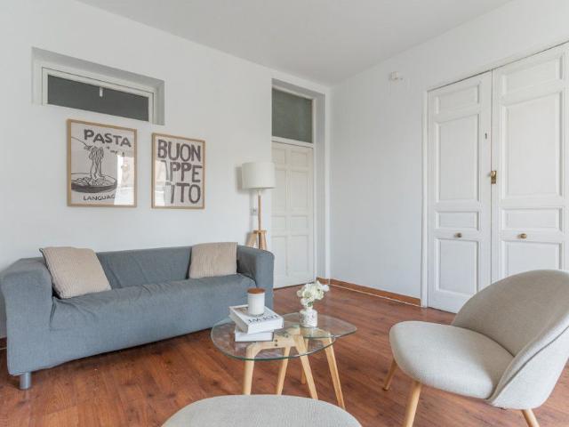 Perfect spacious room in Bailén