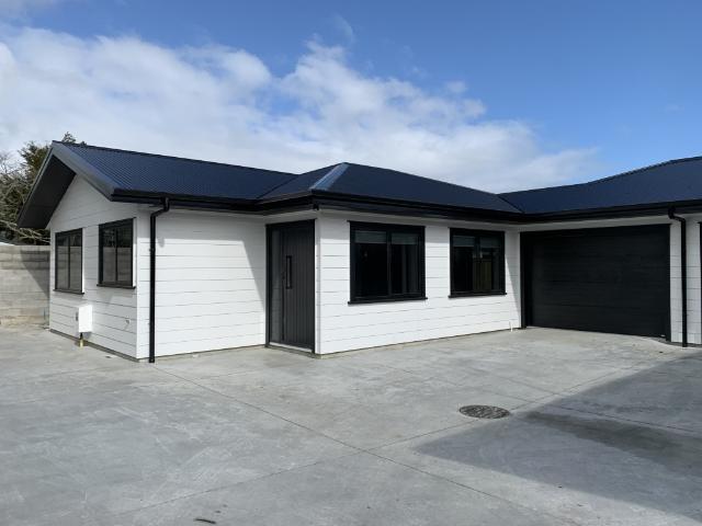Perfect Two Bedroom In Dinsdale Only Three Years Old