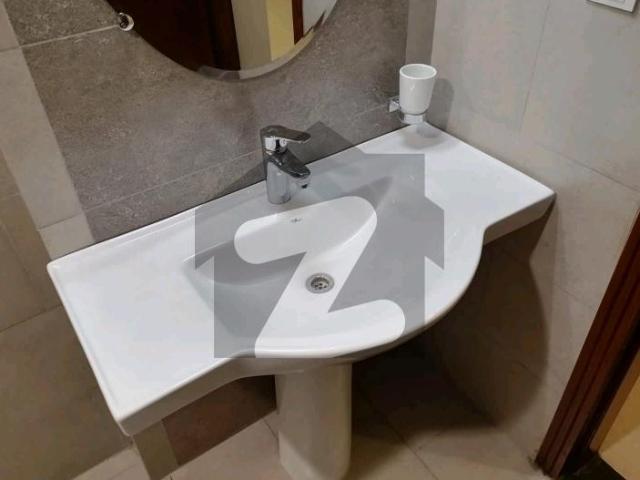 Perfect 10 Marla Flat In Askari 11 Sector D For Rent Askari 11 Sector D