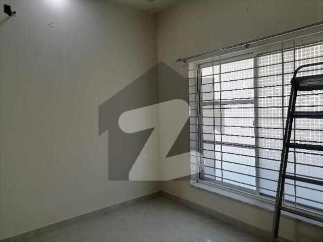Perfect 10 Marla House In Wapda City For Sale Wapda City