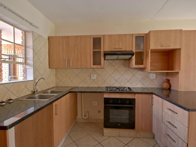 Perfect 2Bedroom ground floor apartment!