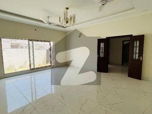Perfect 350 Square Yards House In Falcon Complex New Malir For sale