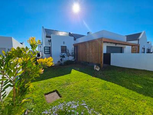 perfect 3 bedroom family home in bri.