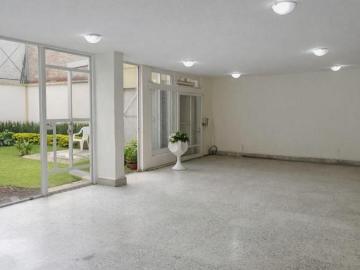 Perfecta Casa en Clavería: Amplia, Impecable y con Enorme Jardín