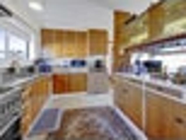Perfectly Positioned Two Bedroom Unit