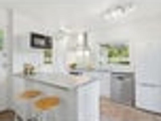 Perfectly positioned home or income