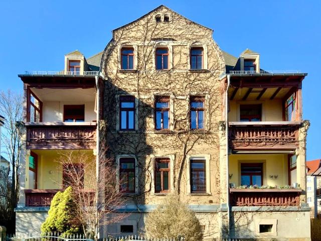 Historisches Mehrfamilienhaus mit großem Potential in Dresden