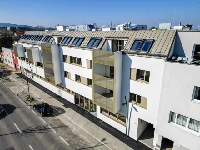 Perfekt für Familien: 4 Zimmer Genossenschaftswohnung mit 16 m² Freifläche und Bad mit Fenster! 29/2/7