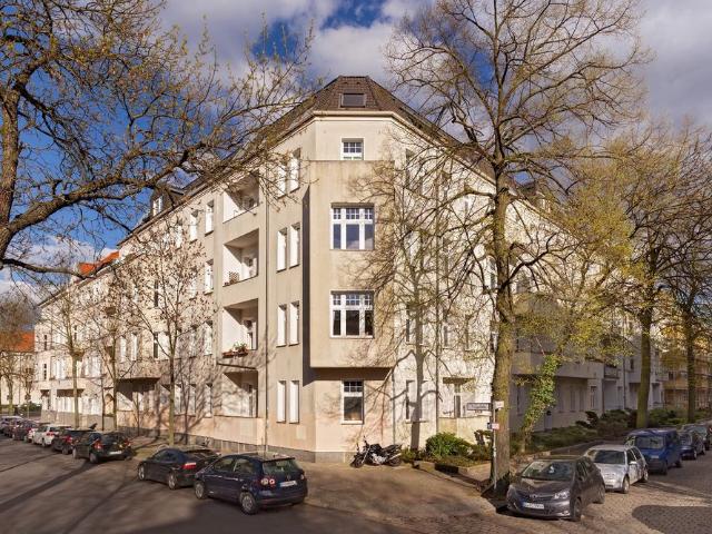 Perfekt für Familien oder Paare: Großzügige 4 Zimmer Wohnung im Erdgeschoss