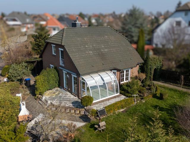 Perfekt für jede Familie: Voll unterkellertes Einfamilienhaus mit sehr gutem Grundriss