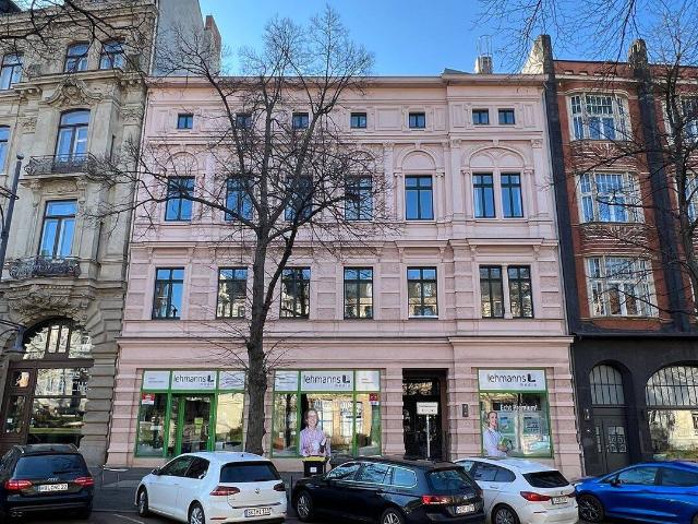 Perfekt für Kapitalanleger oder Eigennutzer Leerstehende 2 RW im Zentrum zu verkaufen!