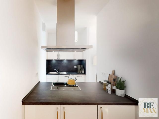 Perfekt für Singles und Paare! Attraktive 2 Zimmer Wohnung in Charlottenburg Wilmersdorf