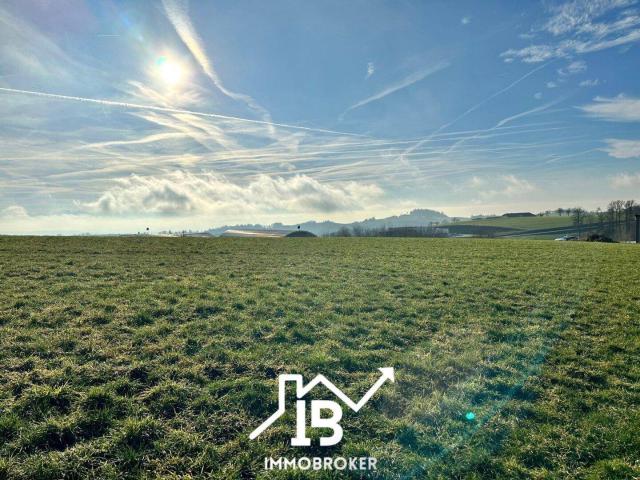 Perfekte Lage für Ihr Gewerbe: Großzügiges Grundstück mit Fern und Grünblick in Gramastetten!