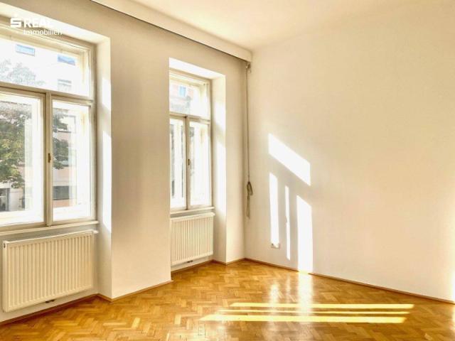 PERFEKTE RAUMAUFTEILUNG 3,5 ZIMMER IM ALTBAU NIBELUNGENVIERTEL