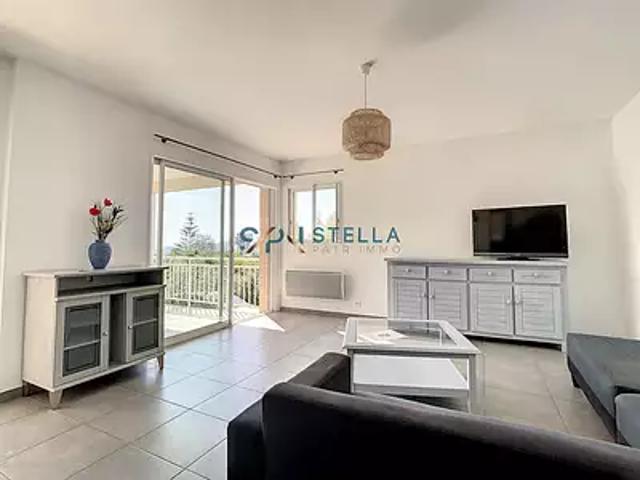 Peri 20167 Location maison 3 pièces t3 au dernier étage terrasse