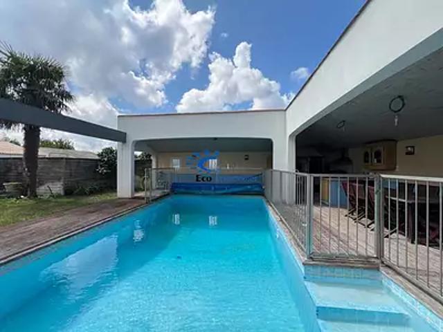 Périgny 17180 Achat / Vente maison 7 pièces t7 au dernier étage piscine