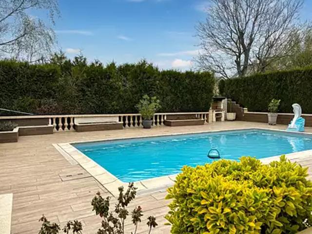 Périgny 94520 Achat / Vente maison 7 pièces t7