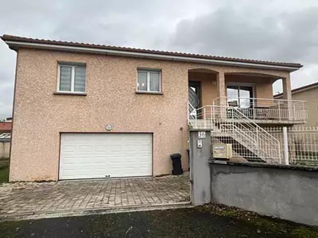 Pérignat lès Sarliève 63170 Location maison 5 pièces t5