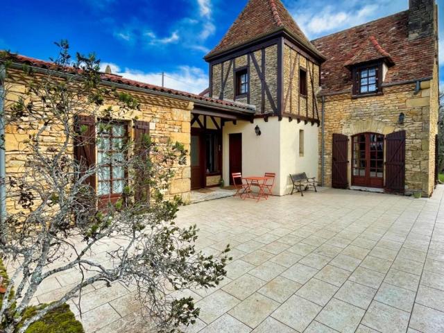 Périgourdine 4 chambres sur les hauteurs de Sarlat 133m² Sarlat la Canéda