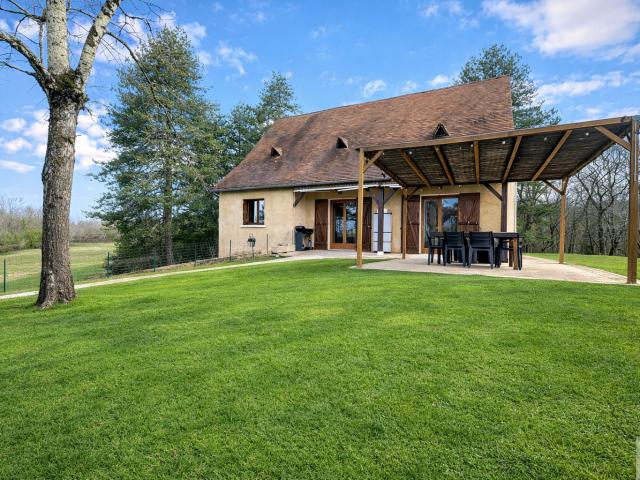 Périgourdine, 4chs, rénovée, campagne, position dominante