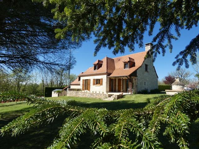Périgourdine en parfait état prestations haut de gamme 4 chambres