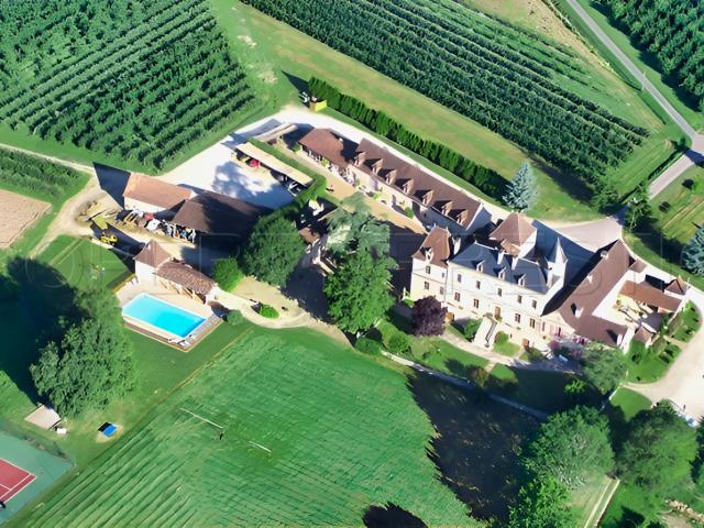 PERIGORD NOIR DOMAINE D’EXCEPTION MARIAGES 60 HA