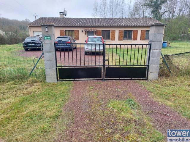 Perigord plain pied 4 chambres 3000m2 plat et clos