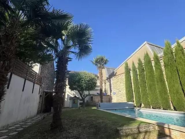 Périgueux 24000 Achat / Vente maison 6 pièces t6 au dernier étage piscine