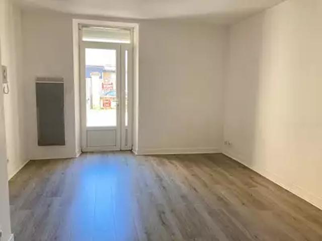 Périgueux 24000 Location appartement 1 pièce t1 terrasse