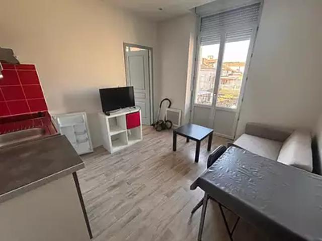 Périgueux 24000 Location appartement 2 pièces t2 balcon