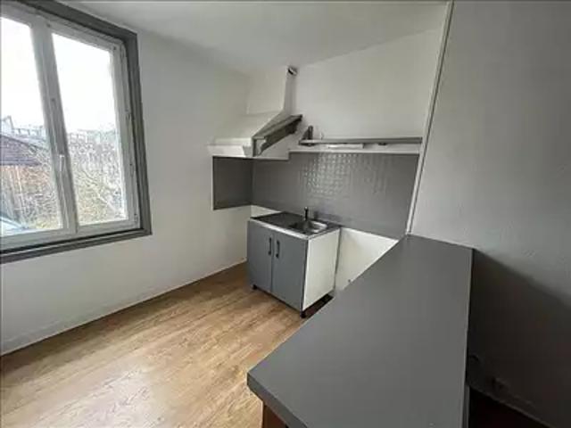 Périgueux 24000 Location appartement 2 pièces t2 parking