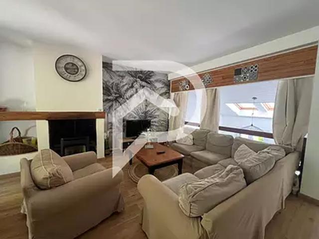 Périgueux 24000 Location maison 6 pièces t6 au dernier étage