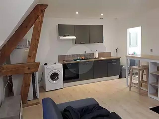 Périers 50190 Location appartement 1 pièce t1 au dernier étage