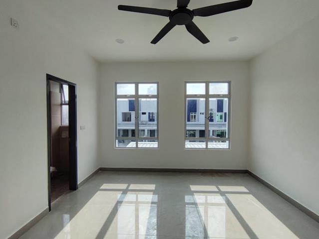 Perjiranan 14 Bandar Dato Onn 3bed3bath