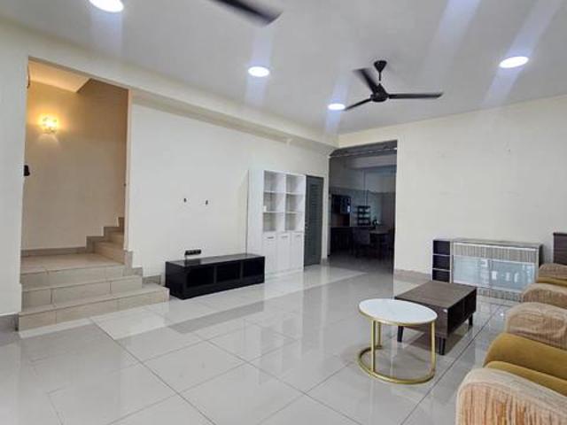Perjiranan 15 Dato Onn 2Storey Almost Full Furnish Cheapest Price
