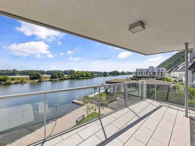 Exklusive Wohnung an der Donau mit Privatstrand!Geräumige 4 Zimmer Oase direkt am Wasser