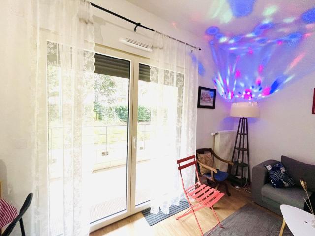 Perle Rare New F3+Jardin 65m proche Porte de Paris