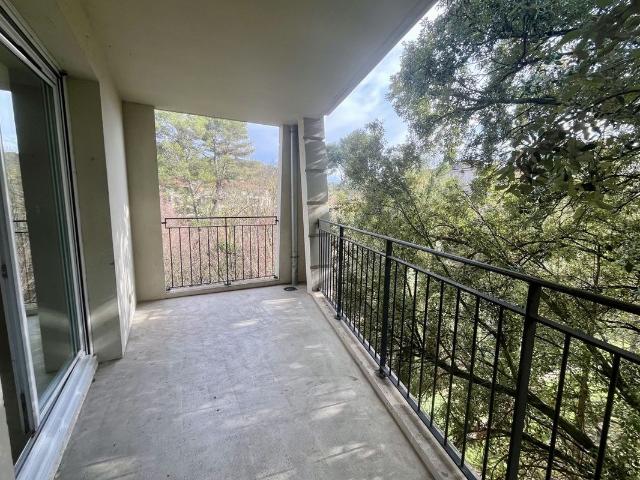 PERLE RARE SPACIEUX T4 DE 93.3 M² RESIDENCE LE SENEQUE AIX EN PROVENCE