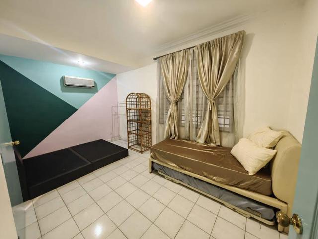 Perling Bukit Indah Jalan Layang Fully Furnished 4 Bed 3 bath