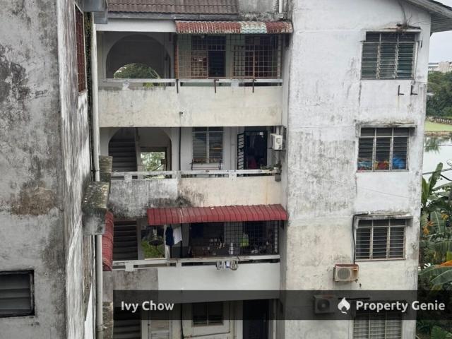 Perling Flat for Sale