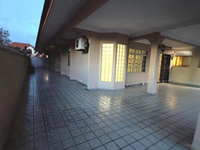 Perling Layang 2 Storey Semi D Bukit Indah 1 Single Storey Furnished