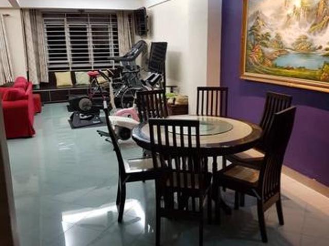 Permai Villa Apartment Penthouse Puchong Permai 1900sf 2Cp 5R3B