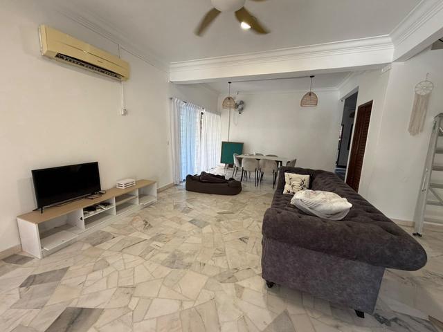 Permas Jaya double storey corner lotfully furnished