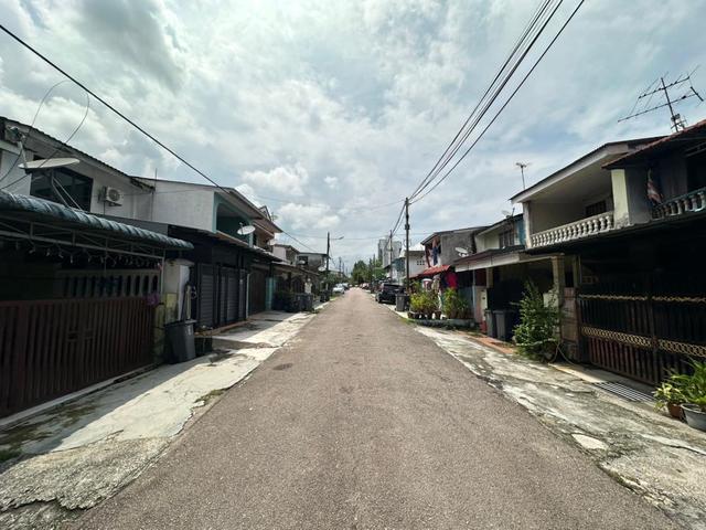 Permas Jaya Double Storey Full loan abad pelangi century ciq jb town