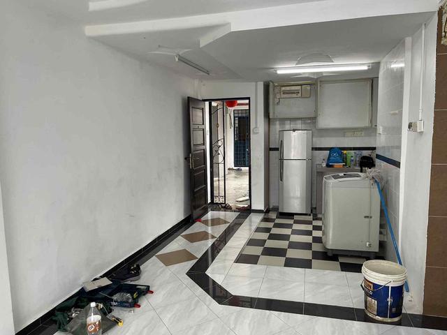 Permas Jaya Medium Cost Flat For Sale 2Bed 1Bath Freehold